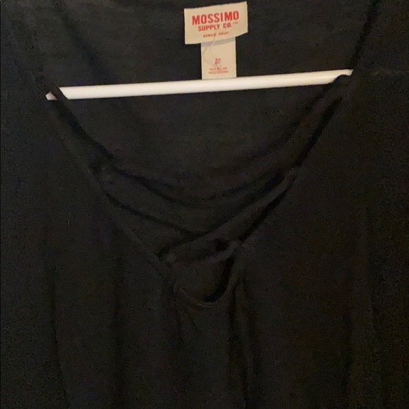 Black tshirt - Picture 2 of 2